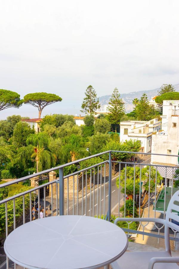 Sorrento Central And Sea View Flats Экстерьер фото